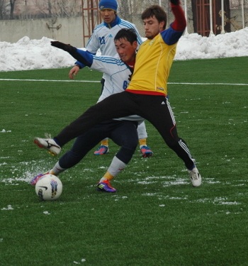 Товарищеский матч между молодежной сборной Кыргызстана (U-21) и «Дордоем».