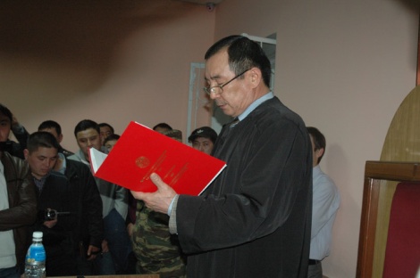 Суд приговорил депутатов «Ата-Журта»