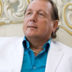 Б.Воробьев освобожден от должности директора Театра русской драмы