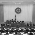 Осенью парламенту скажут: «Пошел»?