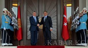 Президент Кыргызстана А. Атамбаев встретился с президентом Турецкой Республики А. Гюлем