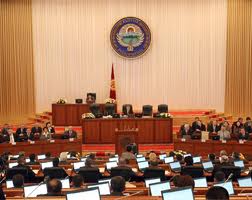 Жогорку Кенеш продлил сроки проведения переговоров по проекту «Кумтор»