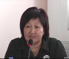 Кыргызстанская правозащитница Толекан Исмаилова задержана в аэропорту города Ташкента (Узбекистан)