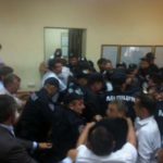 На суде по событиям 7 апреля произошла драка