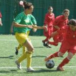 Женская сборная КР обыграла Польшу в стартовом матче чемпионата мира по уличному футболу