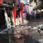 При пожаре на центральном рынке в Джалал-Абаде пострадало пять человек