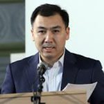 Р. Жээнбеков: «Парламентский корпус должен выразить свою позицию по общественно-политической ситуации в Караколе»