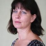 Бывшему адвокату экс-президента Бакиева Ирине Камарде поступила угроза в виде надписи на воротах дома «Бакиевтин адвокаты кетсин»