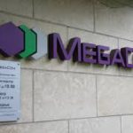 Решили проблему продажи госдоли в MegaCom и «Капризе»