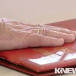 Сегодня новый депутат от фракции «Ата-Журт» Ажибай Калмаматов принес присягу