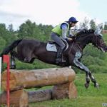 В Бишкеке прошел чемпионат страны по конному спорту