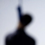 Молодой человек был повешен за ремень своей сумки