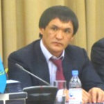 Кыргызстан направил запрос в Интерпол по задержанию криминального авторитета Алманбета Анапияева