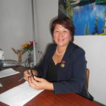 Земля, даром не дарит ни плод, ни зерно