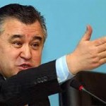 Текебаев решил остановить всю горнодобывающую отрасль?