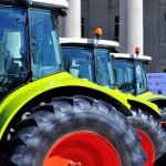 Минсельхоз и «Айыл Банк» путаются в количестве заявок на лизинг сельхозтехники