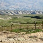 На кыргызско-таджикском участке границы произошел инцидент с применением оружия