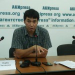 Н.Токтакунов рассказал о том, почему американский посол сам пришел к нему в офис и сколько он получает средств в виде гранта