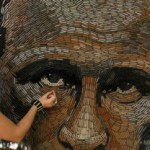 Художница сложила портрет Путина из донбасских гильз