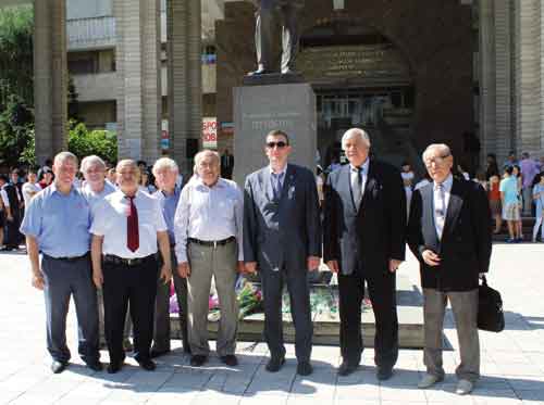 Пушкина читали, читают и будут читать