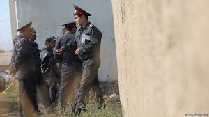 В Сузаке мужчина убил бывшую жену и ее родителей, потом покончил с собой