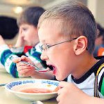 На горячее питание школьников выделяется меньше денег, чем на милицейских овчарок, — министр культуры Т.Казаков