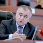 Текебаев попросил замминистра здравоохранения извиниться перед мигрантами