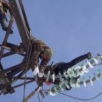 Энергетики вручную откопали засыпанную снегом ЛЭП на высоте 3 500 метров