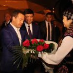 В Кыргызстан прибыл премьер России Дмитрий Медведев