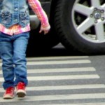 В Бишкеке девушка сбила ученицу 1 класса