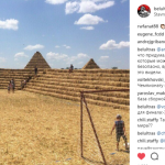 Футбольный стадион из сена построили в России