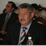 Азимбек Бекназаров выдвинул свою кандидатуру на должность президента