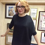 Неизвестный напал с ножом на ведущую в офисе Эха Москвы, она госпитализирована