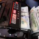 За восемь месяцев мигранты перевели в Кыргызстан более $1,5 миллиарда