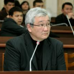 Кулматова обвинили в двойном гражданстве и незаконном получении кыргызского паспорта