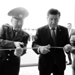 Президент вручил ключи от новых квартир чекистам