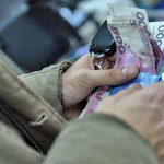 В Кыргызстане размер базовой пенсии увеличили на 100 сомов