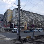 Вдоль по улице пешочком…