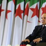 Президент Алжира подал в отставку