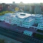 Как мэрия решила подзаработать на школе «Газпрома»