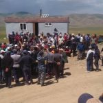 Ты виноват уж тем, что хочется мне денег…