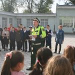 Знать правила движения, как таблицу умножения