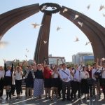 Символ мира в небе Бишкека