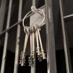 Горбатого могила исправит