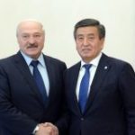 Сооронбай Жээнбеков поздравил Александра Лукашенко с победой на выборах