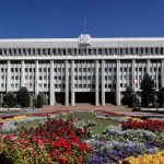 Война войной, а обед по расписанию?