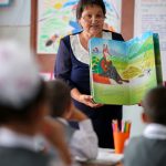 USAID передало 285 тысяч детских книг для школ и библиотек Кыргызстана
