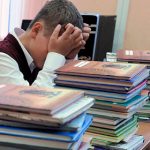 Учебный год в России начнется с ограничениями из-за коронавируса