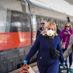 Штраф до 1 тыс. евро за отсутствие маски: в Европе новые карантинные меры из-за роста зараженных