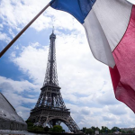 Франция вернётся к режиму полной самоизоляции